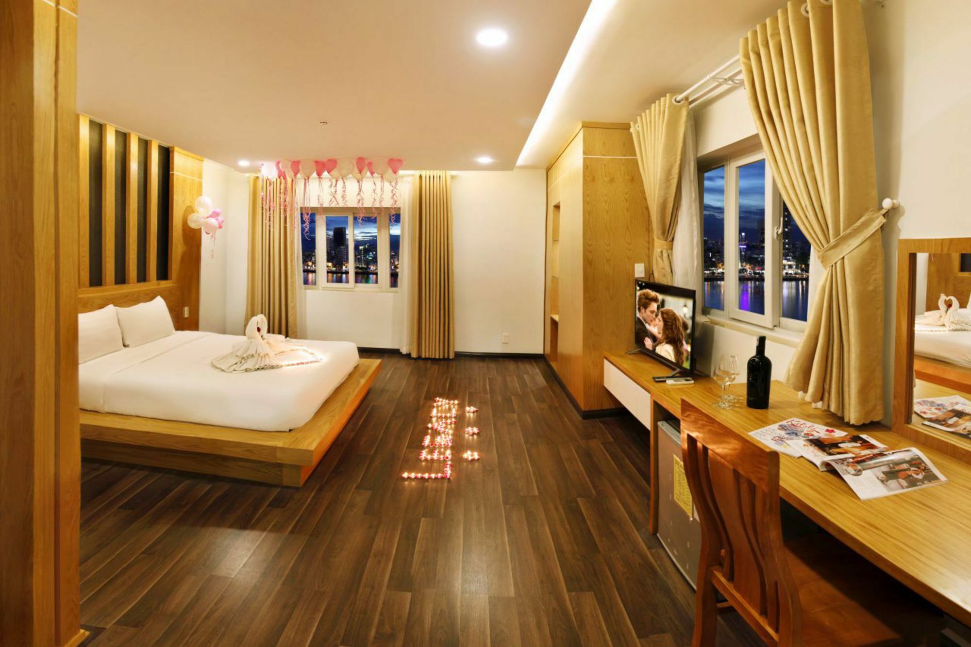 Legacy Riverside Đà Nẵng Exterior foto