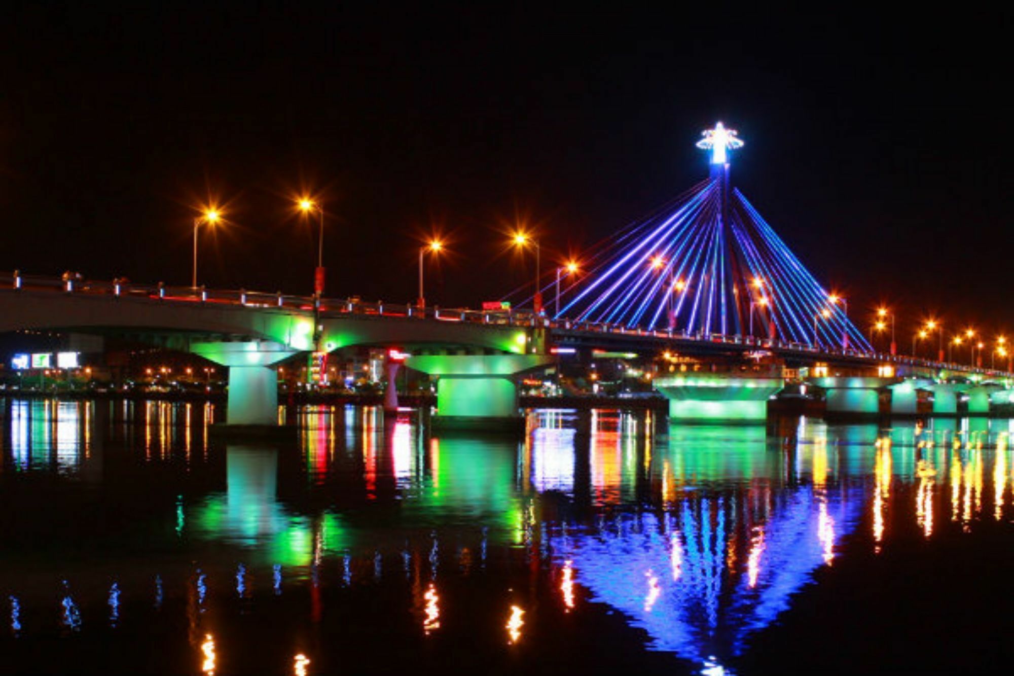 Legacy Riverside Đà Nẵng Exterior foto